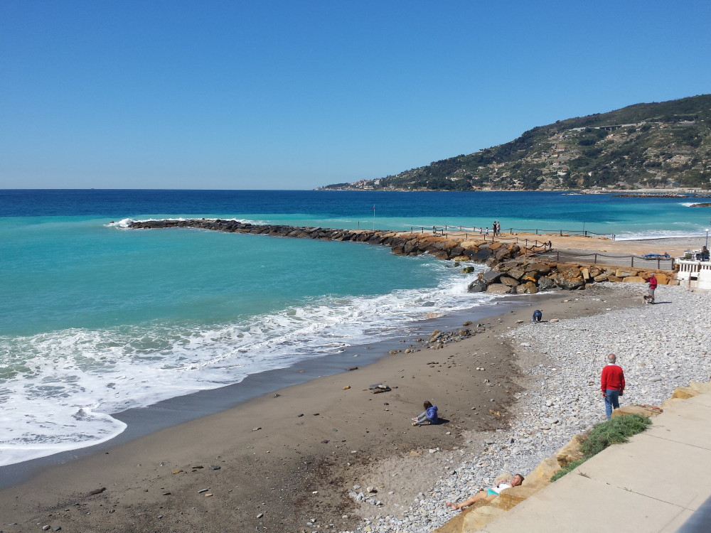 ospedaletti mare