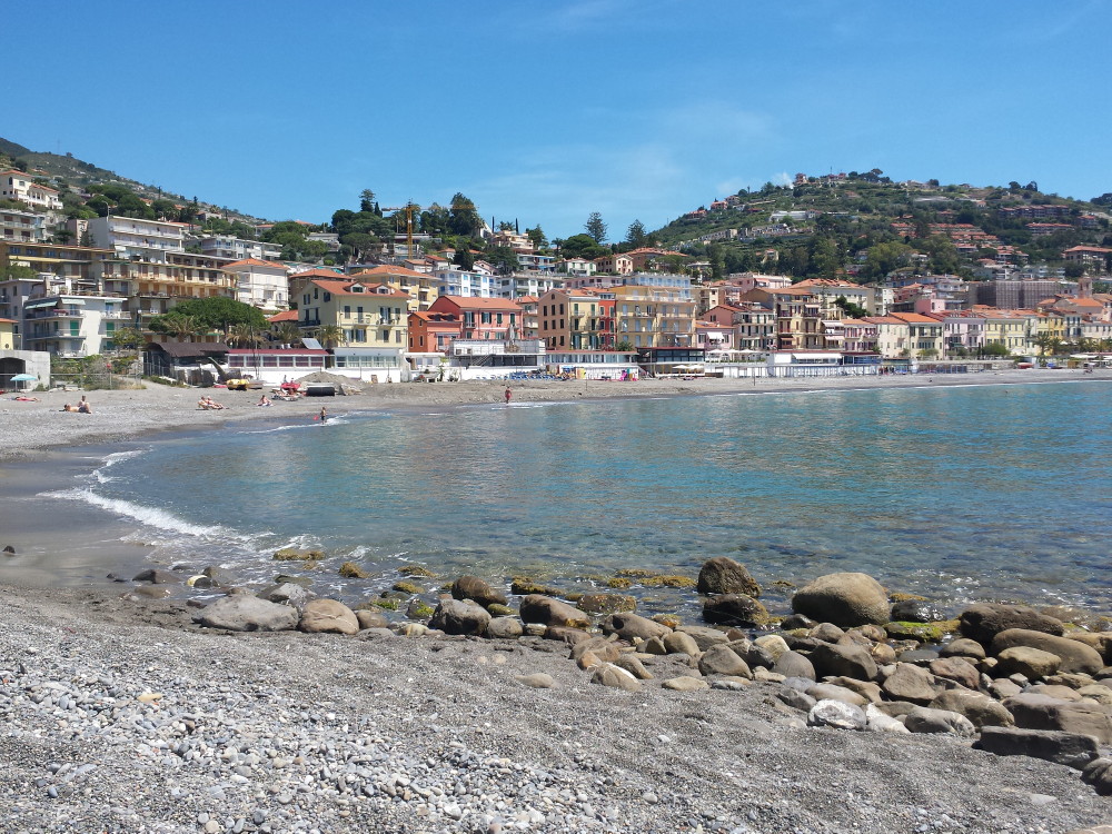 Ospedaletti: paese di mare, gioiello della Liguria