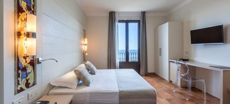 camera-hotel-4-stelle-spa-arredamento